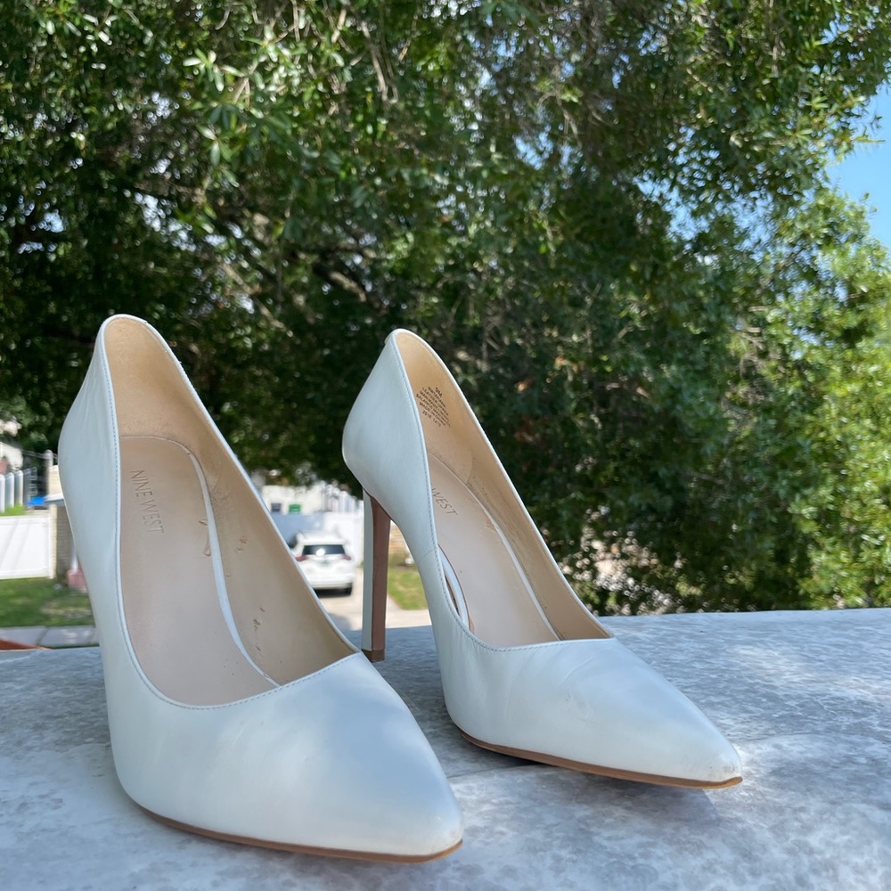 NINE WEST PUMPS